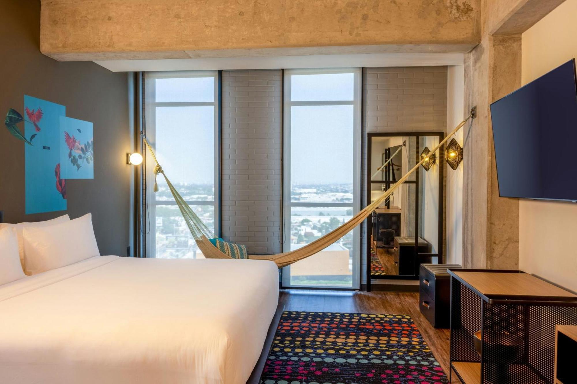Aloft Guadalajara Sur Hotel Santa Anita  Luaran gambar