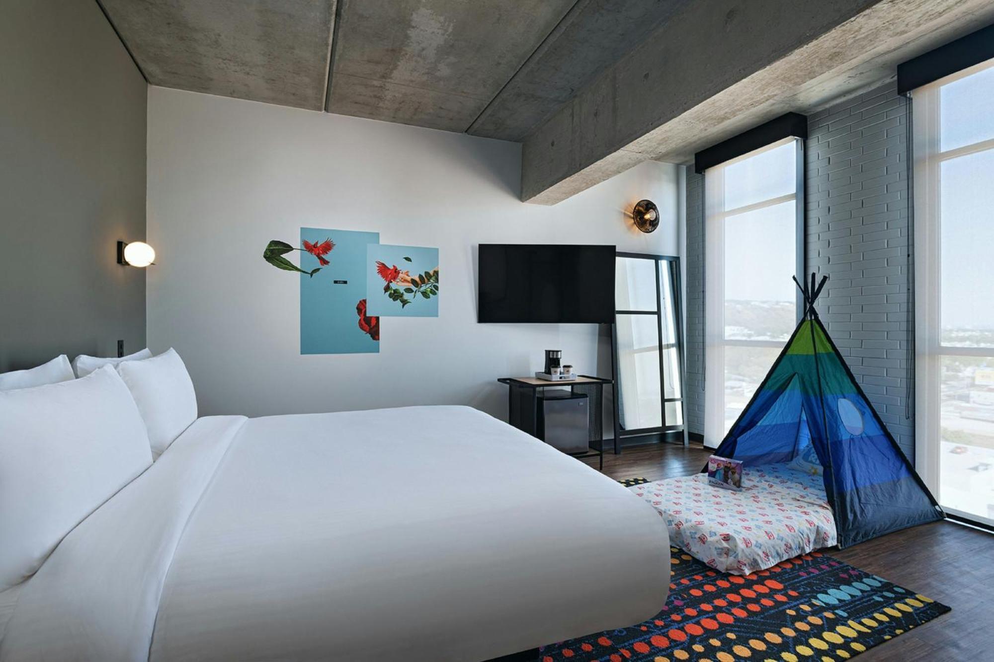 Aloft Guadalajara Sur Hotel Santa Anita  Luaran gambar